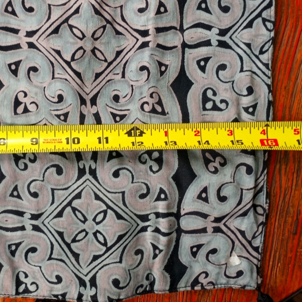 SILK SCARF/WRAP - Picture 5 of 7